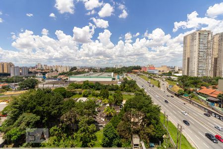 Vista Sala de apartamento para alugar com 2 quartos, 40m² em Jardim Esmeralda, São Paulo