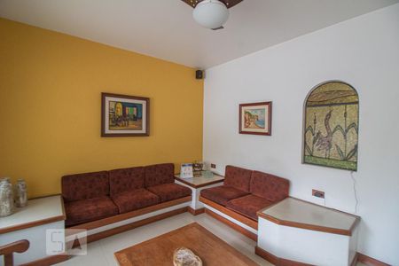 Casa à venda com 4 quartos, 150m² em Campo Belo, São Paulo