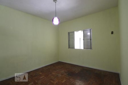 Quarto de casa para alugar com 1 quarto, 60m² em Vila Metalúrgica, Santo André