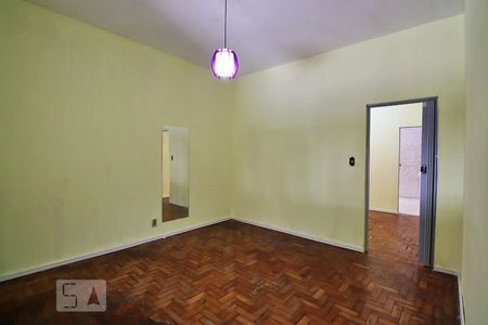 Quarto de casa para alugar com 1 quarto, 60m² em Vila Metalúrgica, Santo André