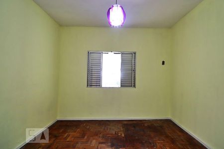 Quarto de casa para alugar com 1 quarto, 60m² em Vila Metalúrgica, Santo André