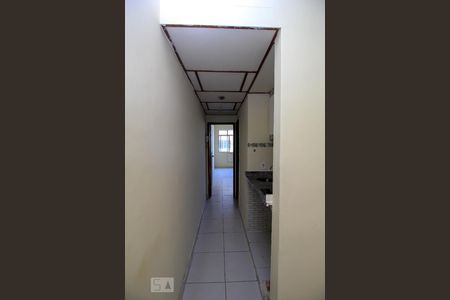 Corredor de apartamento para alugar com 1 quarto, 27m² em Centro, Rio de Janeiro