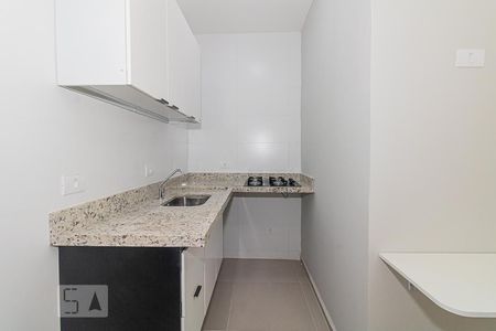 Sala e Cozinha de casa de condomínio para alugar com 2 quartos, 38m² em Vila Isolina Mazzei, São Paulo