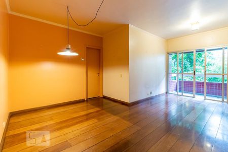 Sala de apartamento à venda com 3 quartos, 98m² em Vila Sofia, São Paulo