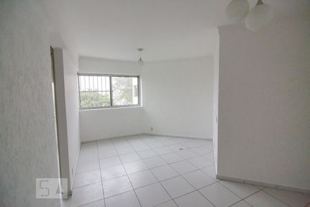 Sala de apartamento para alugar com 2 quartos, 53m² em Jardim Bandeirantes, São Paulo