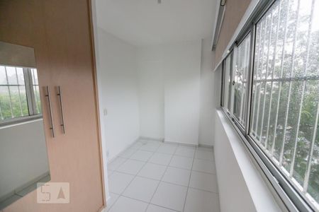 Quarto 2 de apartamento para alugar com 2 quartos, 53m² em Jardim Bandeirantes, São Paulo