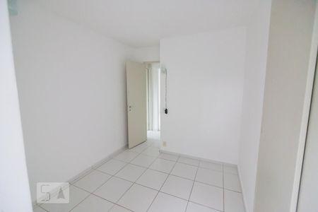 Quarto 1 de apartamento para alugar com 2 quartos, 53m² em Jardim Bandeirantes, São Paulo