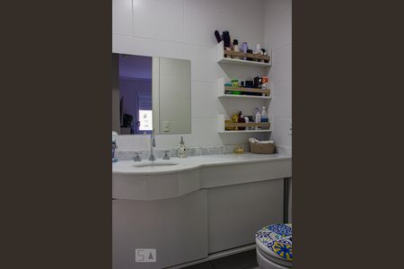 Banheiro Suíte de apartamento à venda com 3 quartos, 76m² em Brigadeira, Canoas
