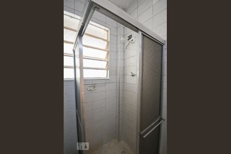 Banheiro de apartamento para alugar com 1 quarto, 42m² em Liberdade, São Paulo