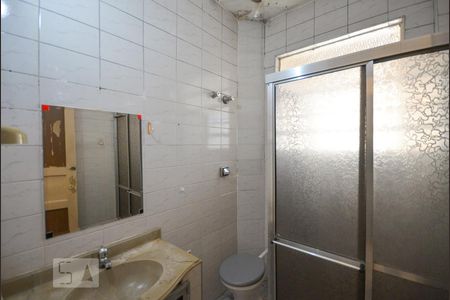 Banheiro de apartamento para alugar com 1 quarto, 42m² em Liberdade, São Paulo