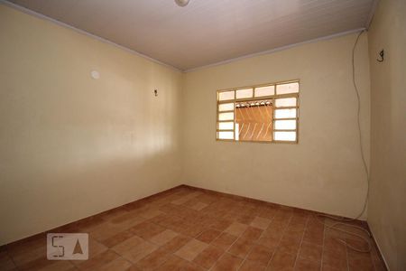 Dormitório 1 de casa para alugar com 3 quartos, 176m² em Ceilândia Norte (ceilândia), Brasília