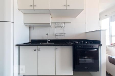 Cozinha de apartamento para alugar com 1 quarto, 31m² em Vila Ema, São Paulo