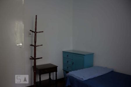 Quarto 2 de casa para alugar com 3 quartos, 120m² em Água Branca, São Paulo