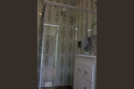 Casa para alugar com 120m², 3 quartos e 1 vaga Casa para alugar com 120m², 3 quartos e 1 vagaBanheiro da Edícula