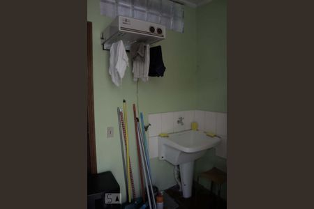 Casa para alugar com 120m², 3 quartos e 1 vaga Casa para alugar com 120m², 3 quartos e 1 vagaÁrea de Serviço