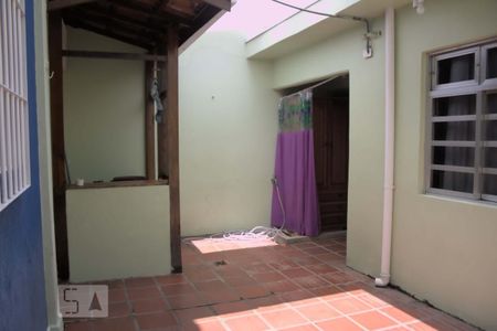 Casa para alugar com 120m², 3 quartos e 1 vaga Casa para alugar com 120m², 3 quartos e 1 vagaQuintal