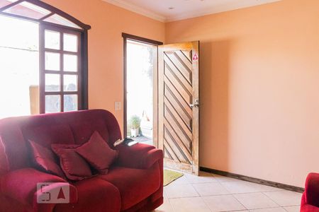 Sala de casa à venda com 4 quartos, 240m² em Jardim Guanabara, Belo Horizonte