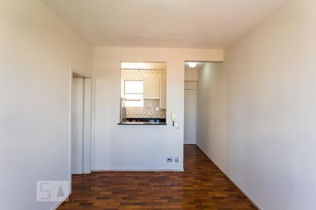 Sala de apartamento à venda com 1 quarto, 40m² em Floresta, Belo Horizonte