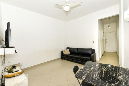 Sala de apartamento para alugar com 1 quarto, 53m² em Copacabana, Rio de Janeiro