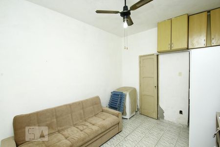 Sala/Quarto de apartamento para alugar com 1 quarto, 28m² em Botafogo, Rio de Janeiro