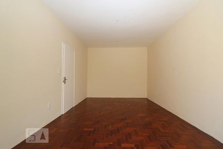 Sala de Estar de casa para alugar com 2 quartos, 135m² em Petrópolis, Porto Alegre