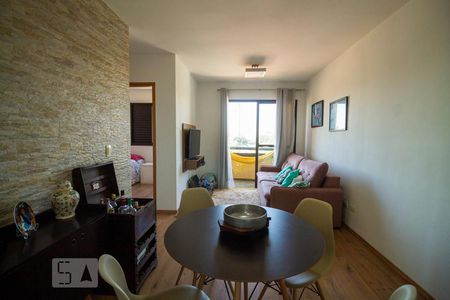 Sala de apartamento para alugar com 2 quartos, 70m² em Vila Santo Estéfano, São Paulo