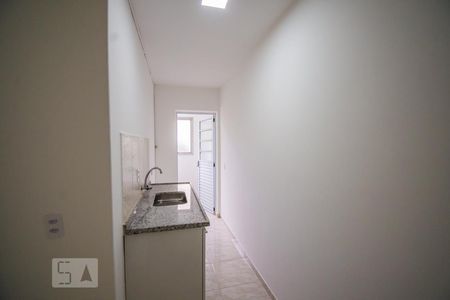 Cozinha de apartamento à venda com 1 quarto, 44m² em Centro, Campinas