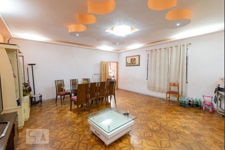 Sala 1 de casa à venda com 8 quartos, 360m² em Grajaú, Rio de Janeiro