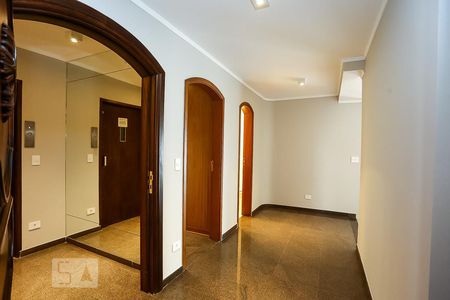 Hall de apartamento para alugar com 4 quartos, 256m² em Vila Andrade, São Paulo