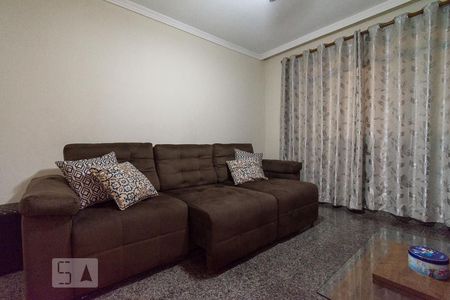 Sala de casa à venda com 3 quartos, 122m² em Jardim Maia, Guarulhos