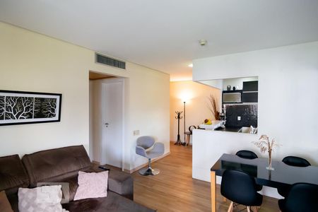 Sala de kitnet/studio para alugar com 1 quarto, 57m² em Cidade Monções, São Paulo