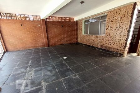 Garagem de casa à venda com 3 quartos, 90m² em Vila Miami, São Paulo