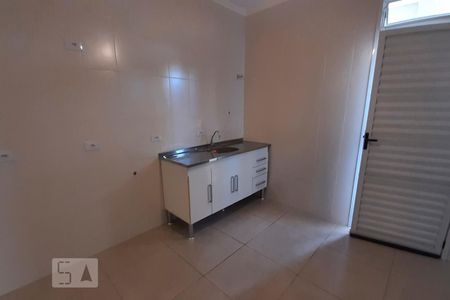 Cozinha de apartamento à venda com 1 quarto, 34m² em Vila Santa Clara, São Paulo