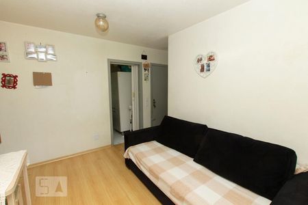 Sala de apartamento para alugar com 1 quarto, 35m² em Jardim Carvalho, Porto Alegre