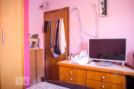 Casa à venda com 290m², 4 quartos e 6 vagas Casa à venda com 290m², 4 quartos e 6 vagasQuarto 2