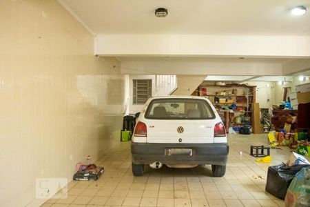 Casa à venda com 290m², 4 quartos e 6 vagas Casa à venda com 290m², 4 quartos e 6 vagasGaragem