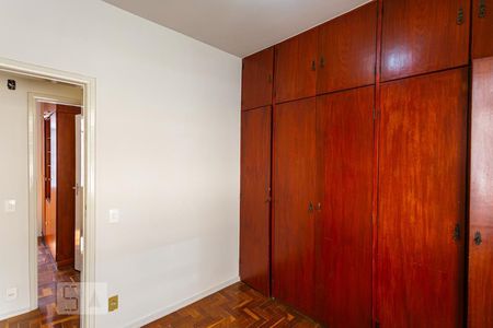 Quarto 2 de apartamento para alugar com 2 quartos, 50m² em São Lucas, Belo Horizonte