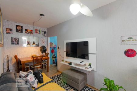 Sala de casa para alugar com 2 quartos, 45m² em Vila Nova Savoia, São Paulo