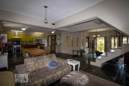 Sala de Jantar de casa à venda com 3 quartos, 380m² em Vila Jardim, Porto Alegre