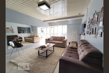Sala de casa à venda com 4 quartos, 300m² em Boa Vista, Novo Hamburgo