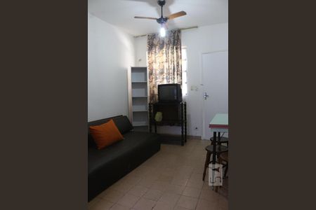 Sala de apartamento para alugar com 1 quarto, 35m² em Centro, São Vicente