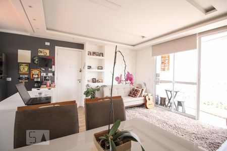 Sala de apartamento à venda com 2 quartos, 66m² em Vila Pereira Barreto, São Paulo