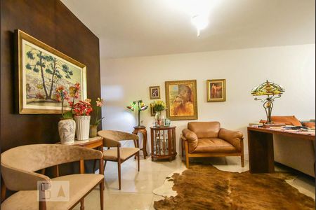 Sala de casa para alugar com 2 quartos, 120m² em Vila Cordeiro, São Paulo