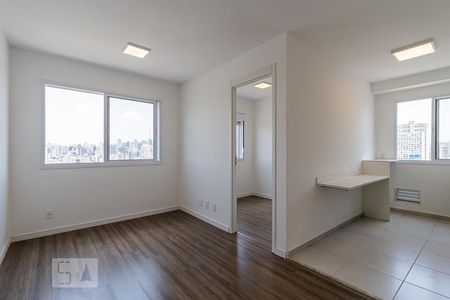 Sala de apartamento para alugar com 2 quartos, 38m² em Liberdade, São Paulo