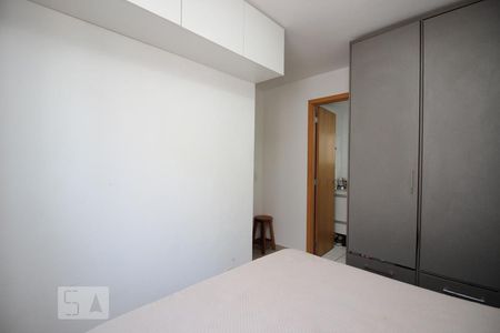 Quarto Suíte de apartamento para alugar com 2 quartos, 55m² em Setor de Indústrias Gráficas, Brasília