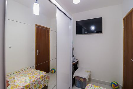 Quarto 1 de apartamento à venda com 2 quartos, 39m² em Jardim Maringá, São Paulo