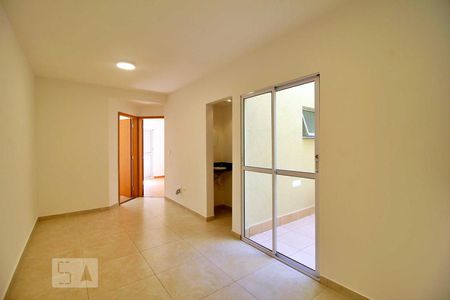 Sala de apartamento para alugar com 2 quartos, 104m² em Vila Alice, Santo André