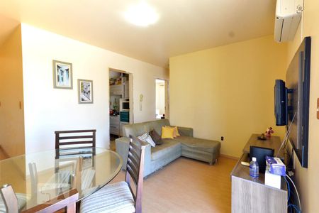 Sala de apartamento para alugar com 2 quartos, 60m² em Capoeiras, Florianópolis
