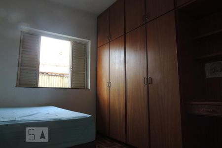 Quarto 1 de casa à venda com 3 quartos, 420m² em Vila Santa Isabel, Campinas