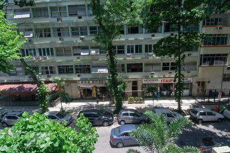 Vista da Rua de kitnet/studio para alugar com 1 quarto, 37m² em Copacabana, Rio de Janeiro